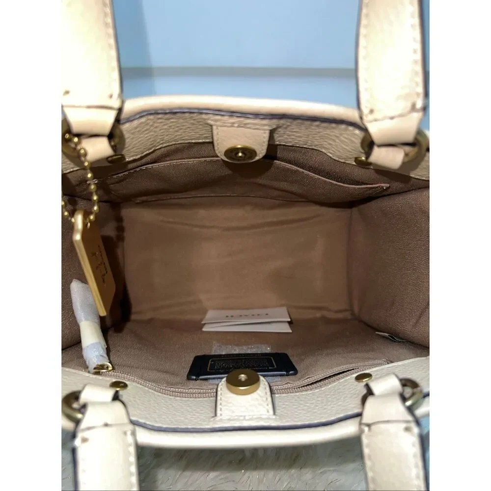 🔥🎁NWT! Coach X Jennifer Lopez Dempsey Tote 22 with New York Skyline C6494